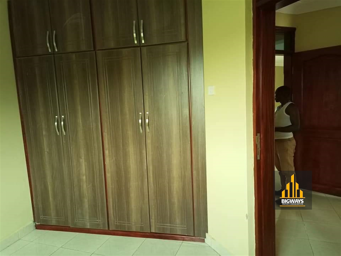 Apartment for rent in Kiwaatule Kampala