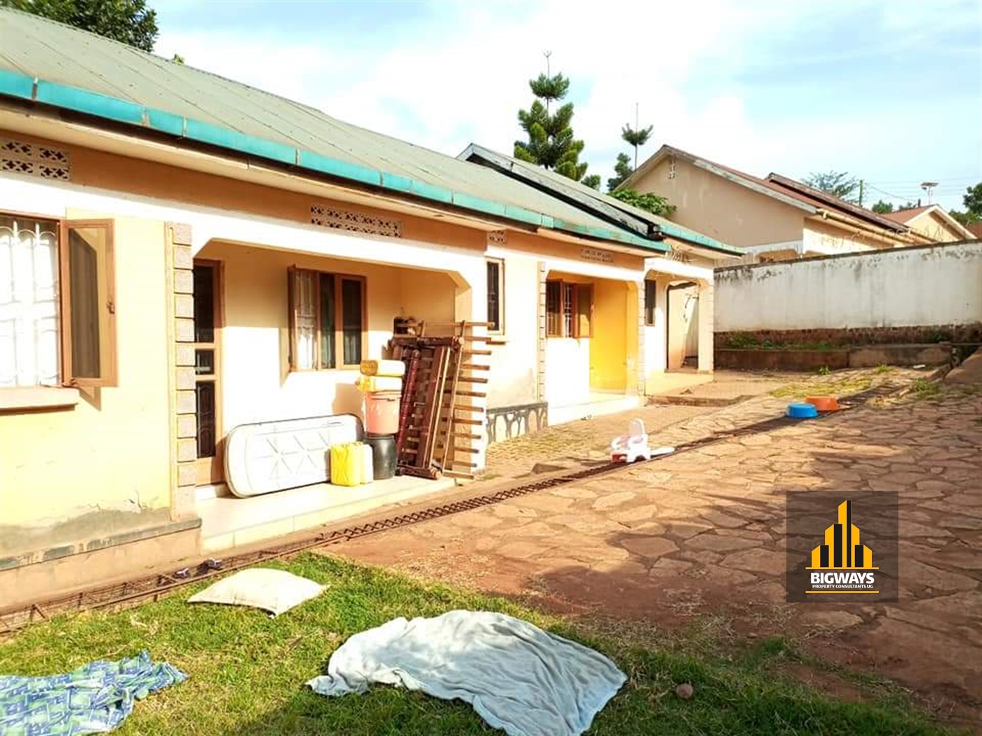 Rental units for sale in Kulambilo Wakiso