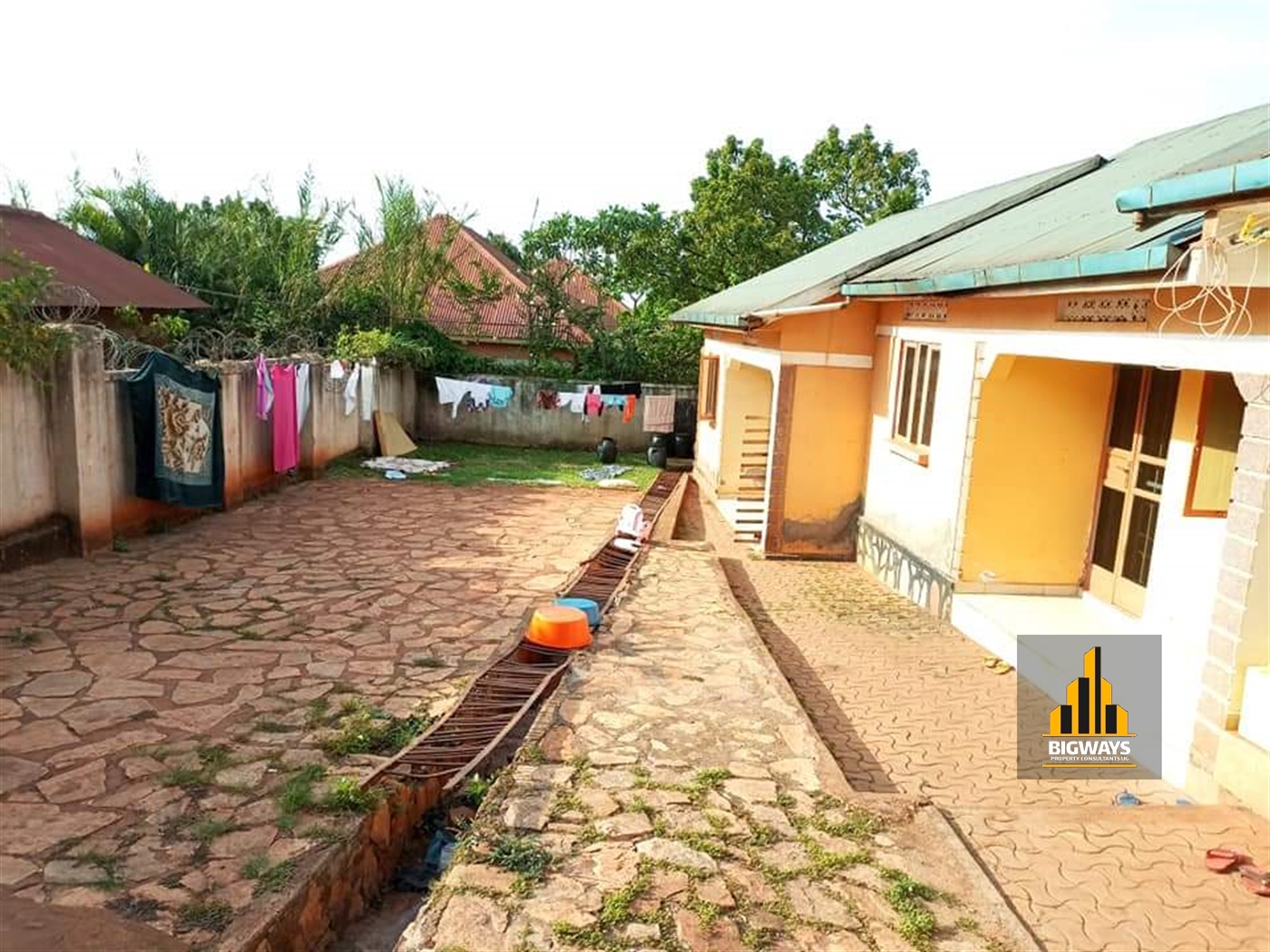 Rental units for sale in Kulambilo Wakiso