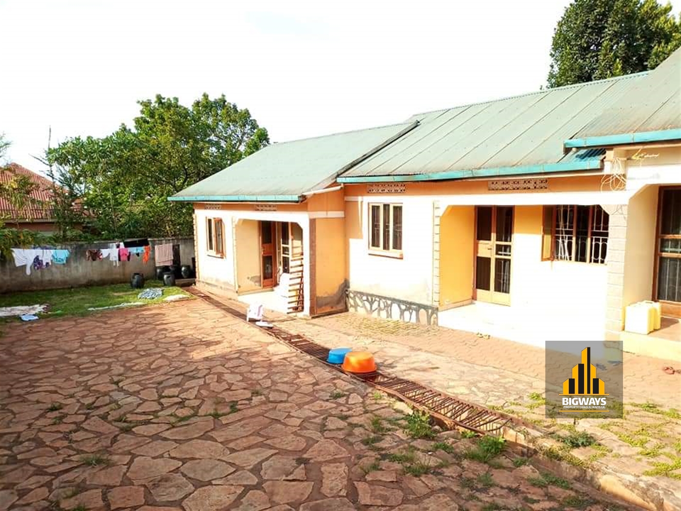Rental units for sale in Kulambilo Wakiso