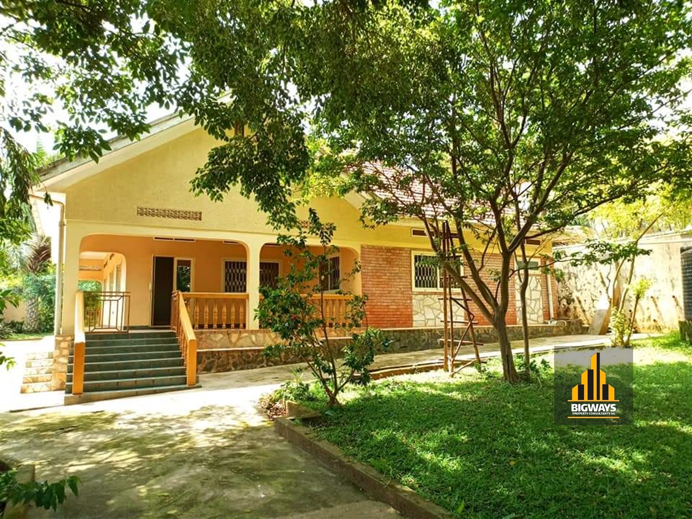 Bungalow for sale in Munyonyo Kampala