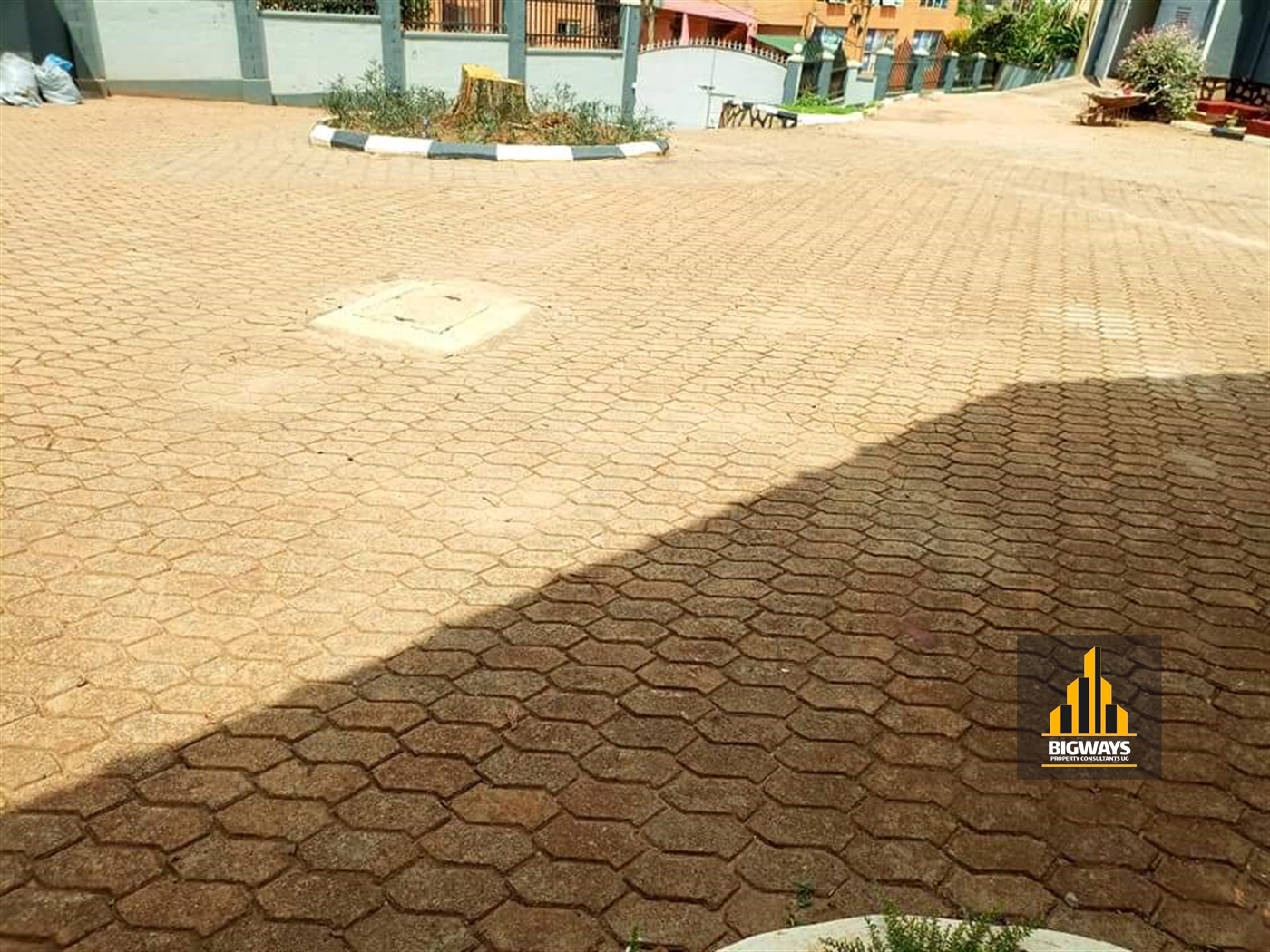 Bungalow for rent in Naguru Kampala