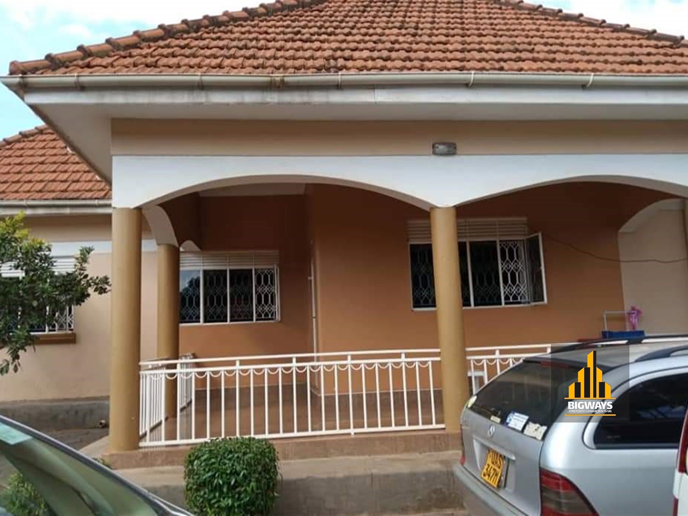 Bungalow for sale in Kiwaatule Kampala