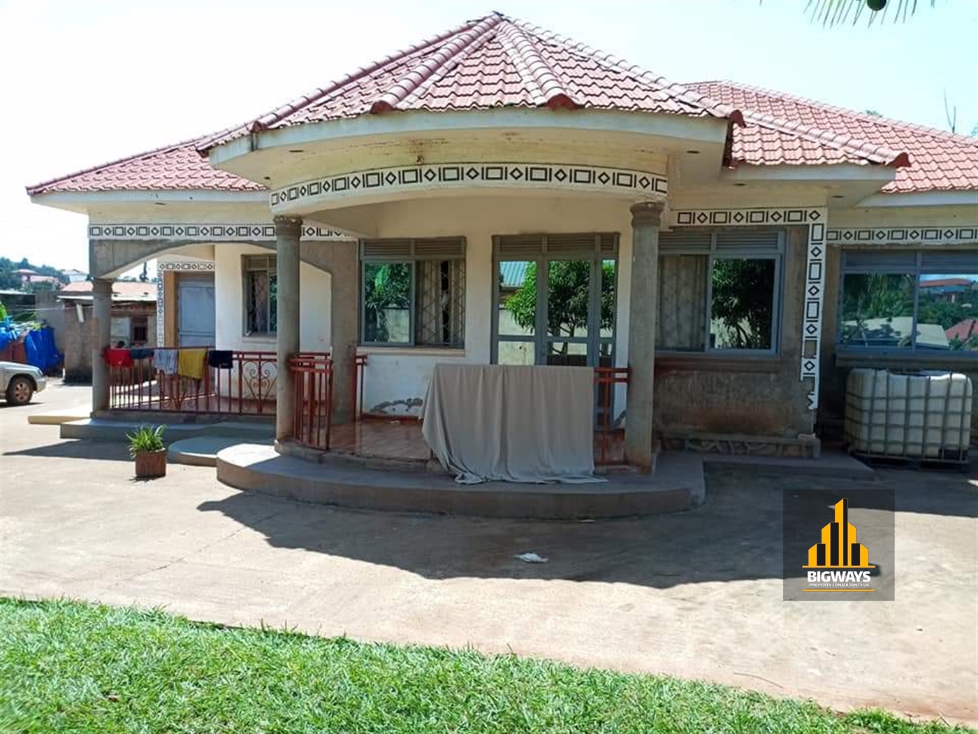 Bungalow for sale in Kulambilo Kampala