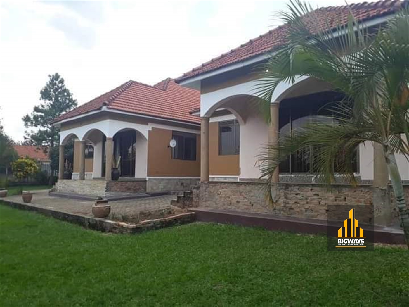 Bungalow for sale in Kakiika Mbarara