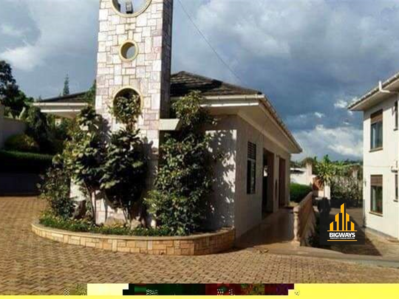 Mansion for sale in Lubowa Wakiso