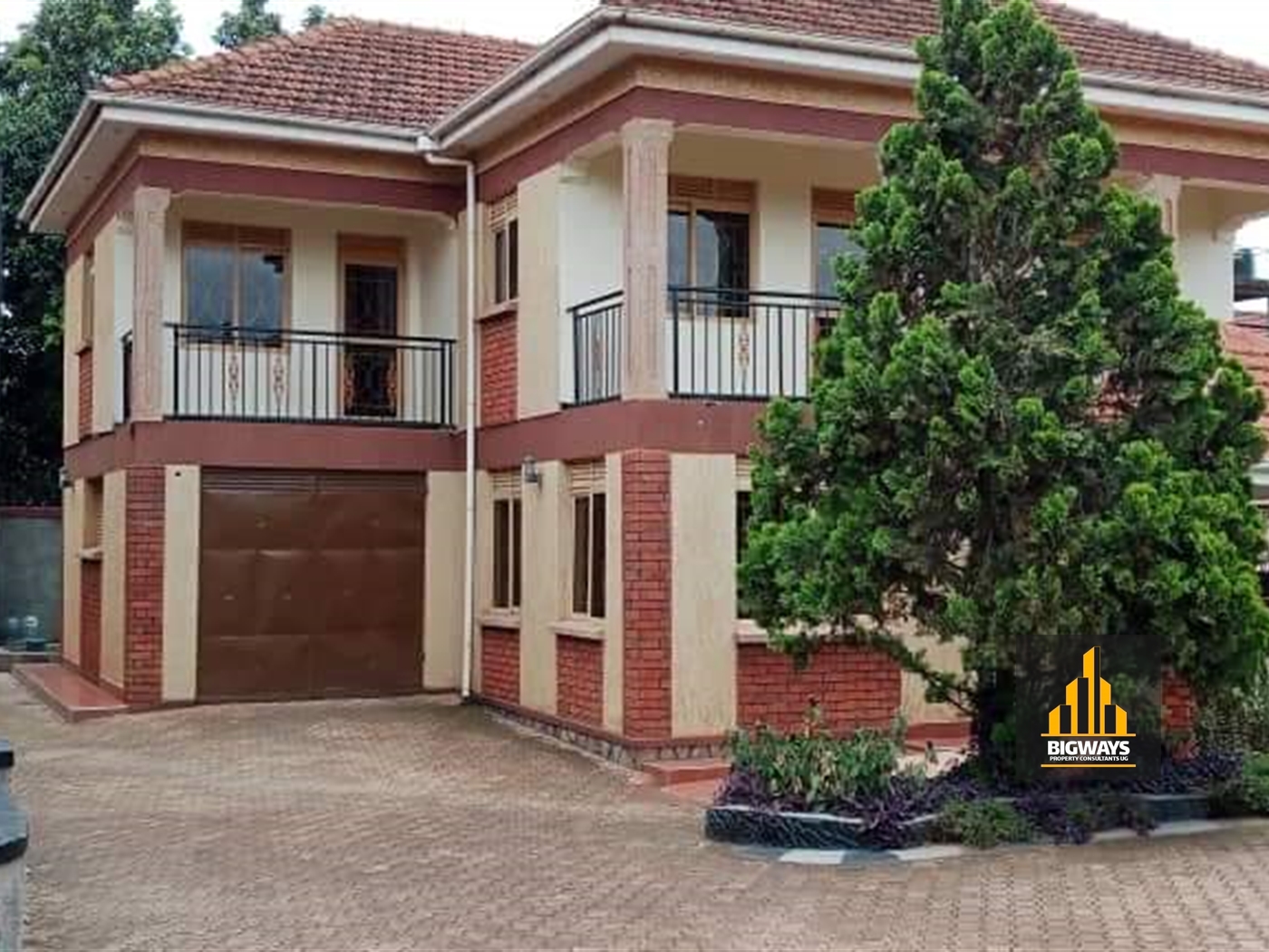 Villa for rent in Kisaasi Kampala