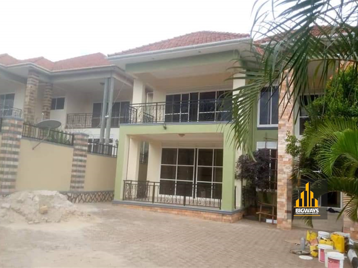 Villa for sale in Kira Wakiso