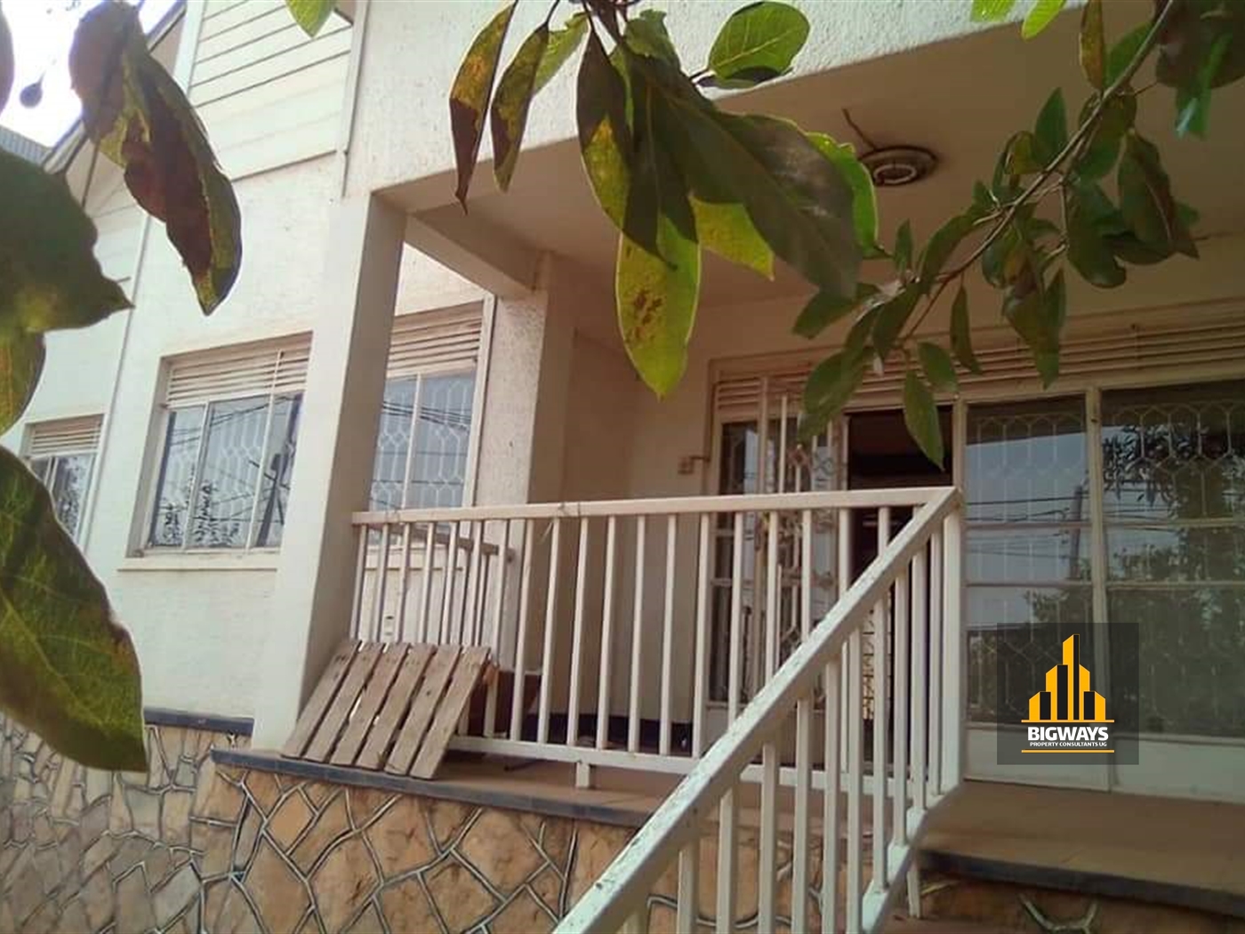 Bungalow for sale in Kamwokya Kampala