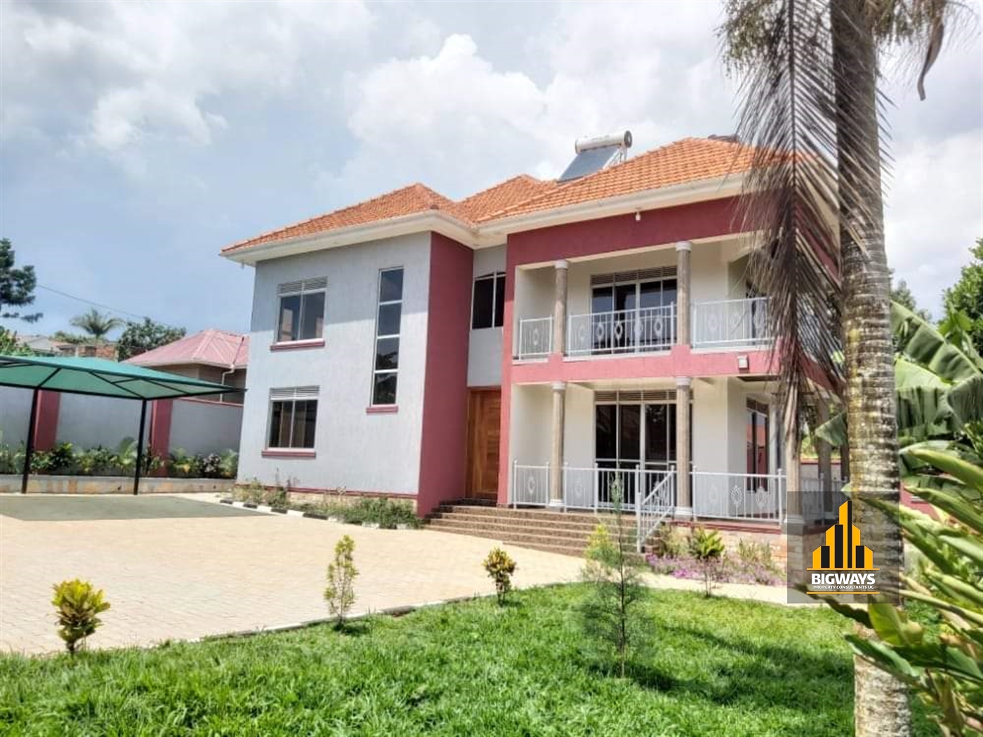 Storeyed house for sale in Kitende Wakiso