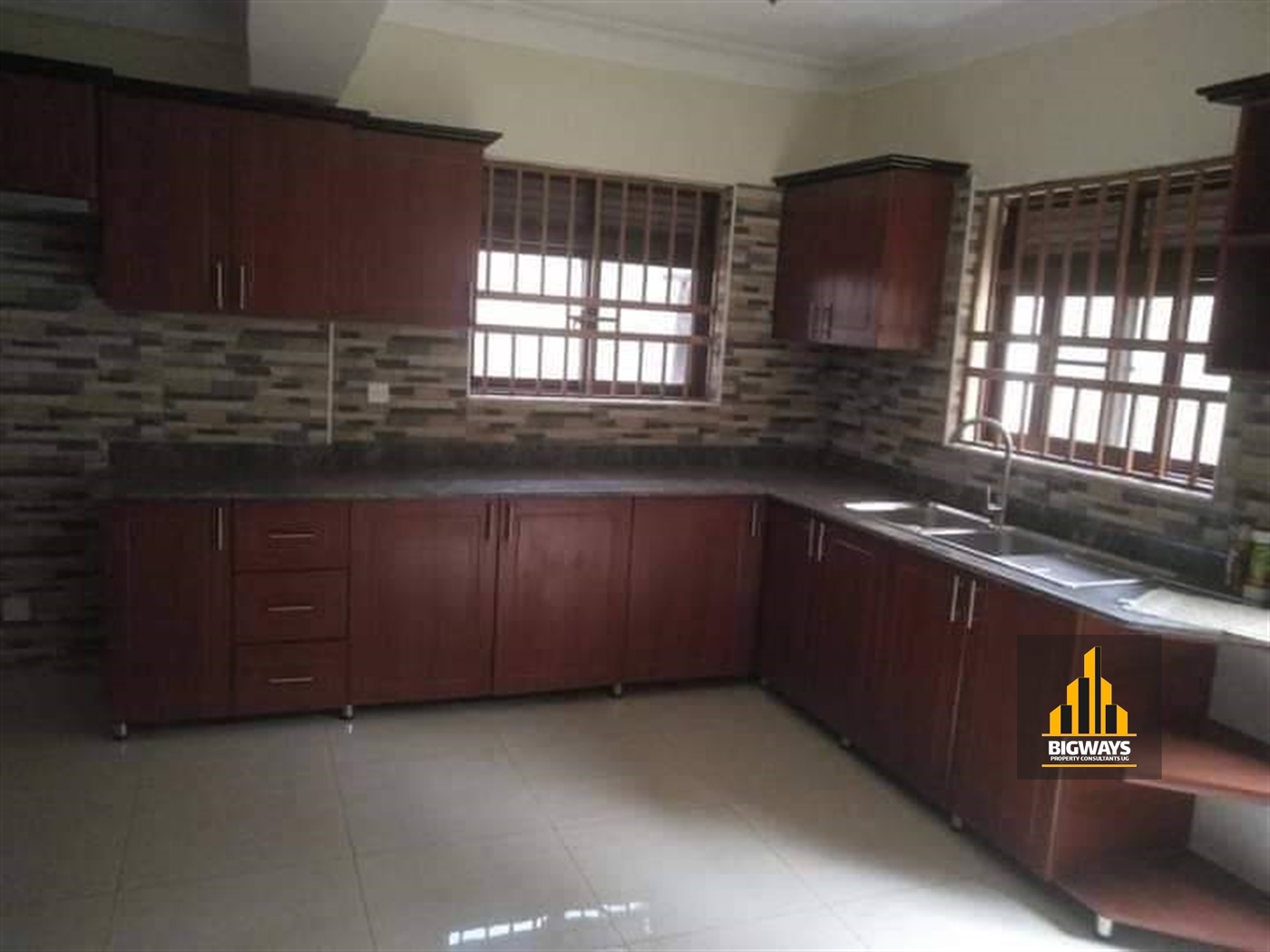 Villa for rent in Naguru Kampala