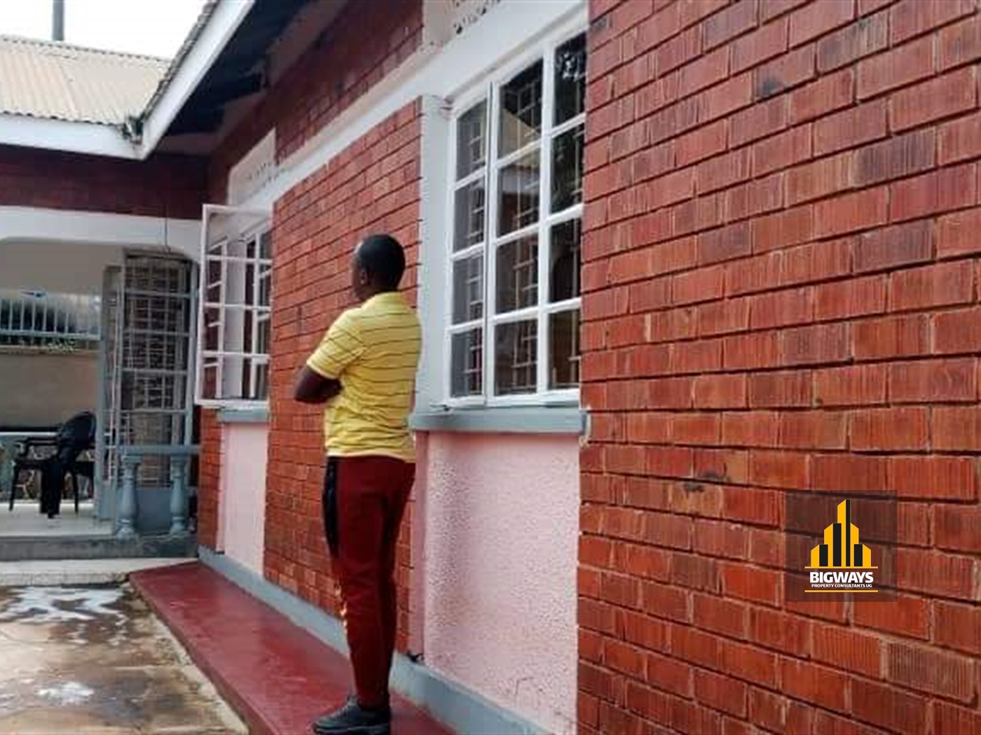 Bungalow for sale in Kamwokya Kampala