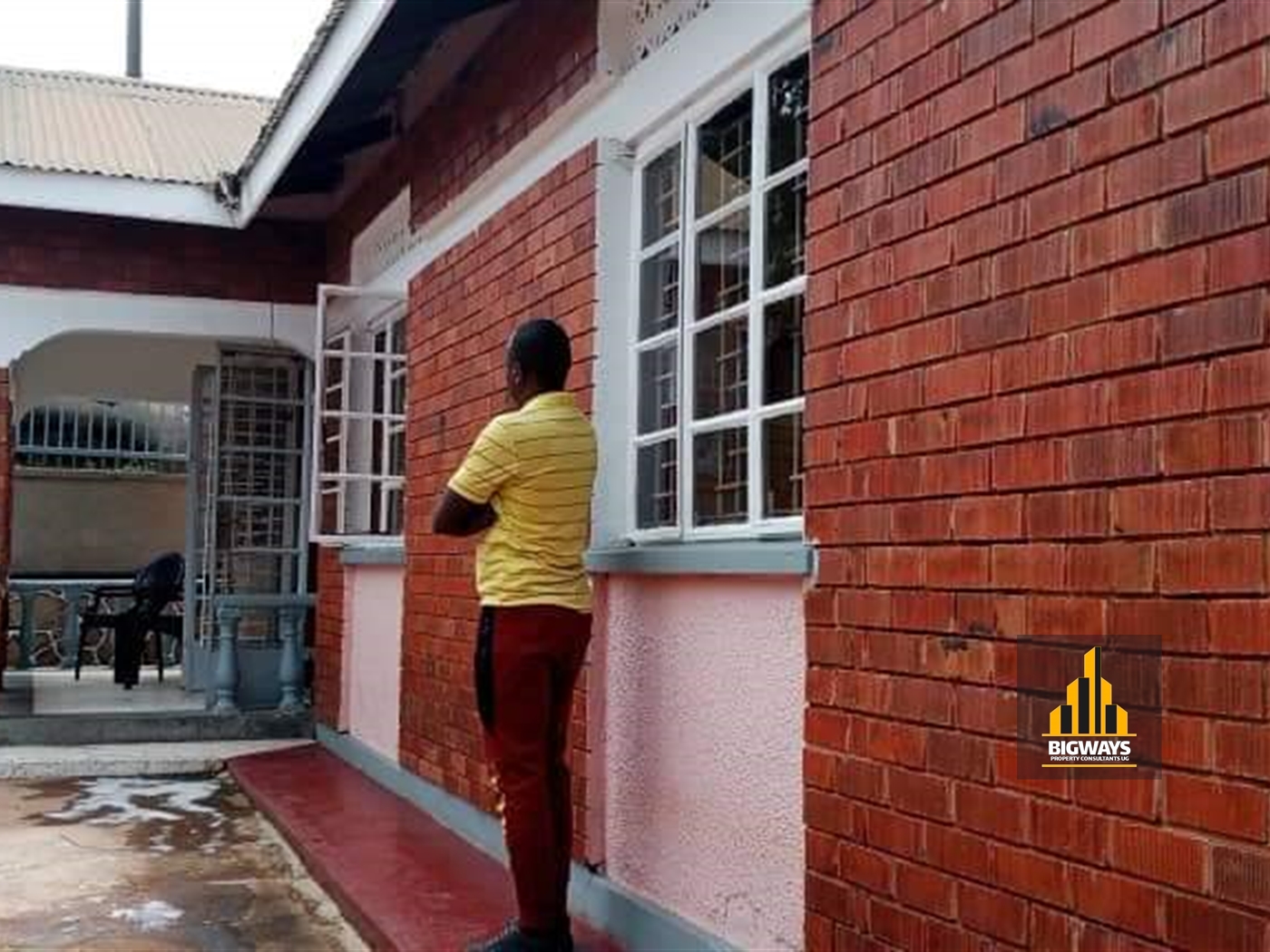 Bungalow for sale in Kamwokya Kampala