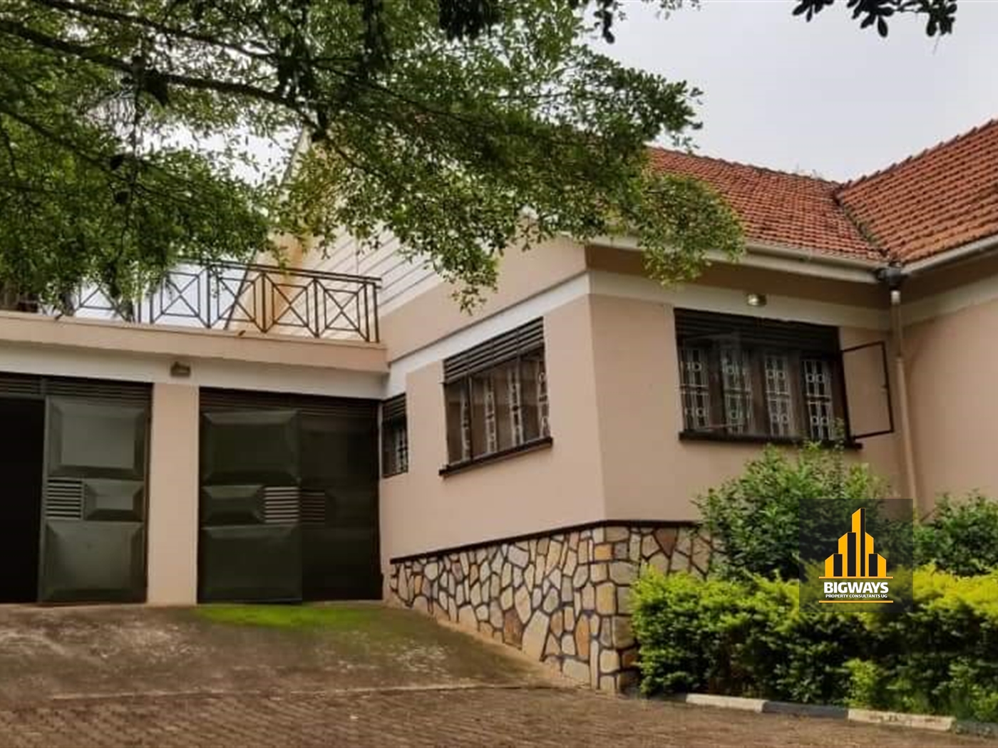 Bungalow for rent in Mbuya Kampala