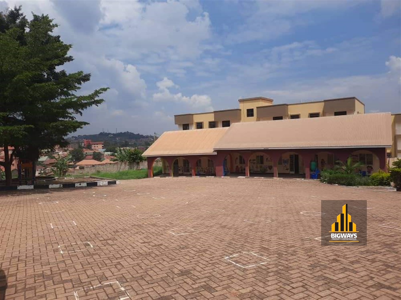 School for sale in Kisaasi Kampala