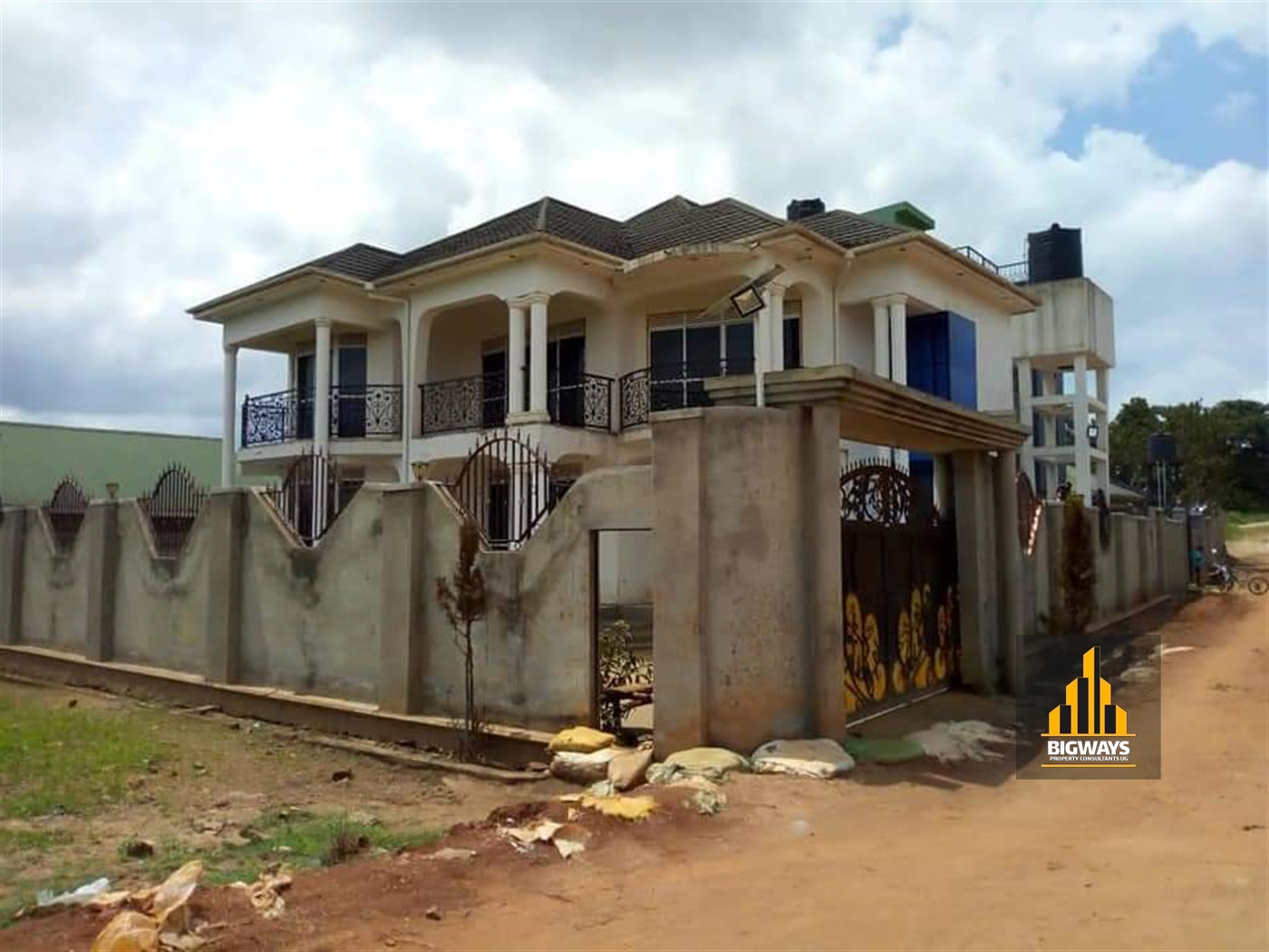 Shell House for sale in Bbunga Kampala