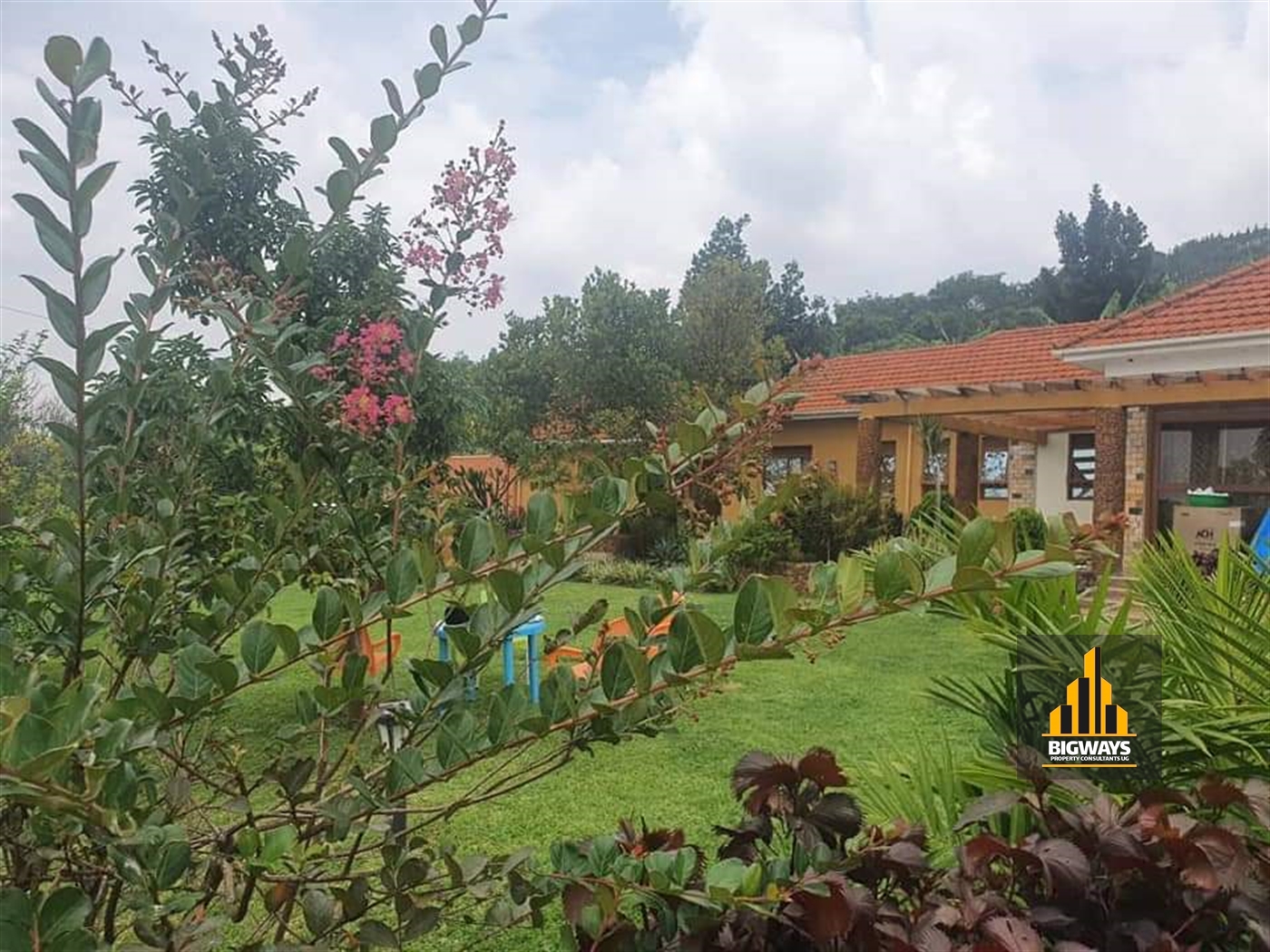 Bungalow for sale in Lubowa Wakiso