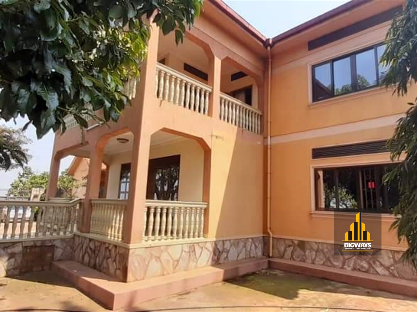 Storeyed house for sale in Bunamwaaya Wakiso