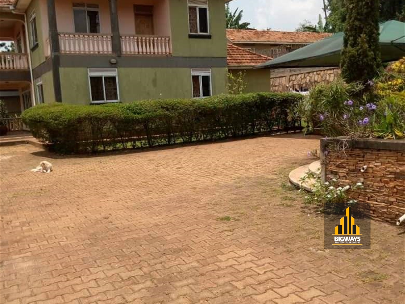 Storeyed house for sale in Bunamwaaya Wakiso