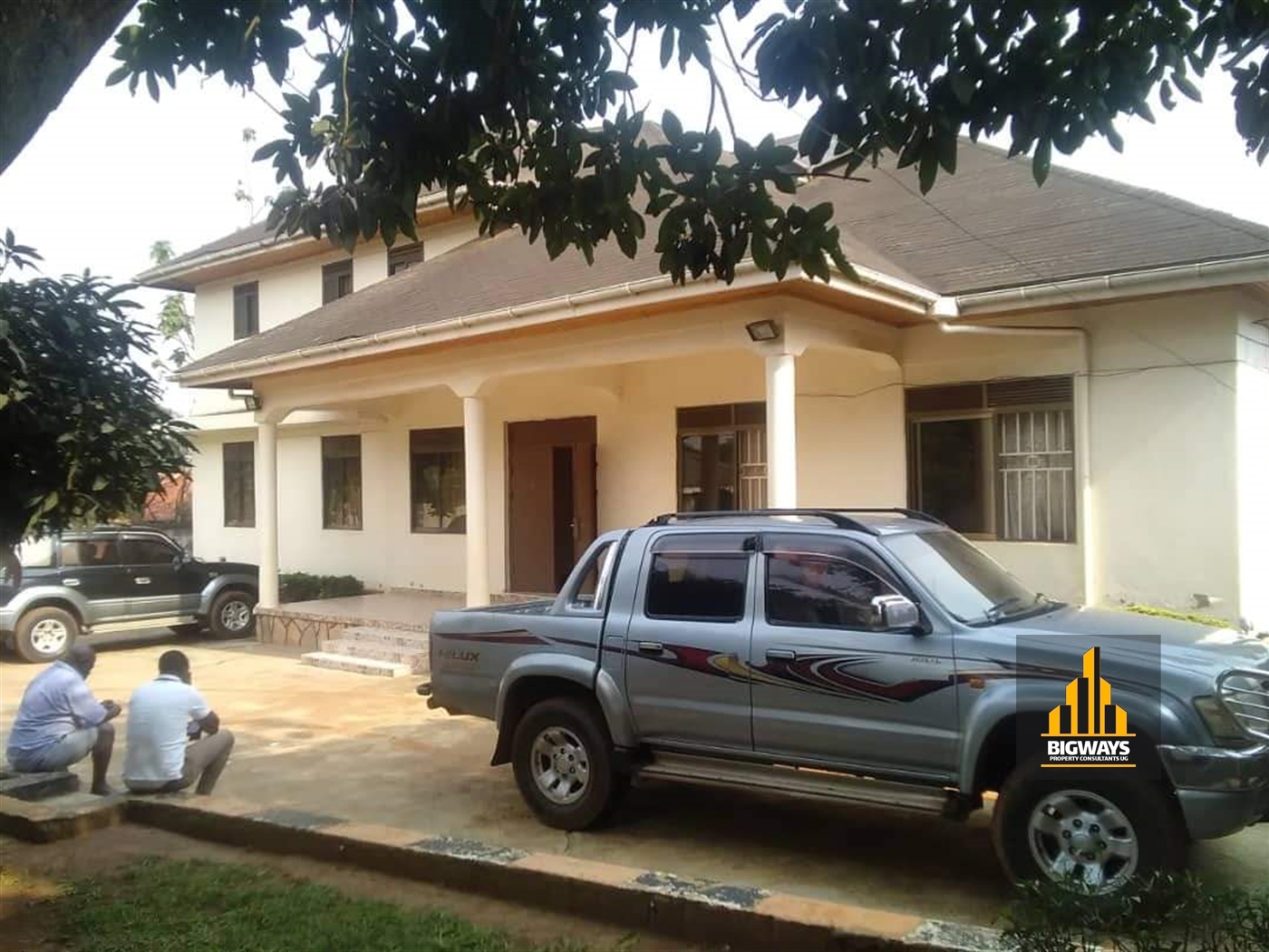 Storeyed house for sale in Kajjansi Wakiso