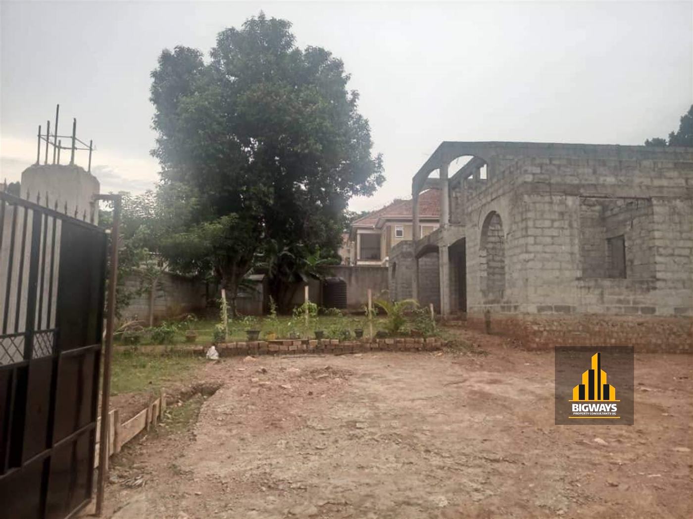 Shell House for sale in Muyenga Kampala