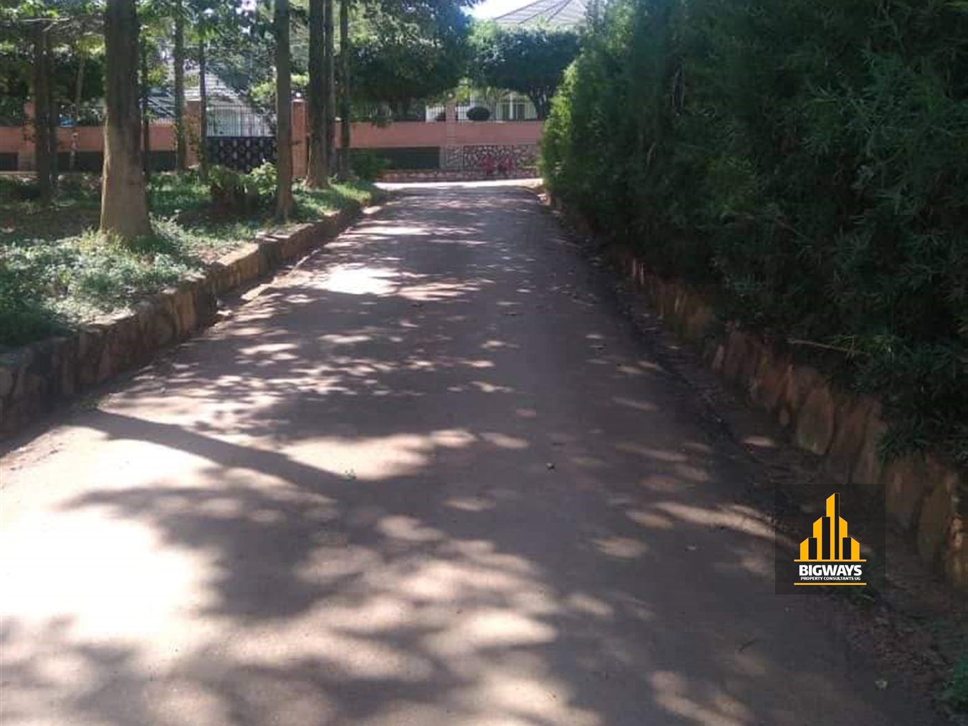 Storeyed house for sale in Seguku Wakiso