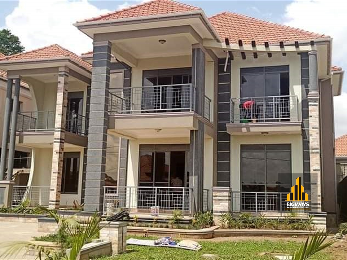 Mansion for sale in Kisaasi Kampala