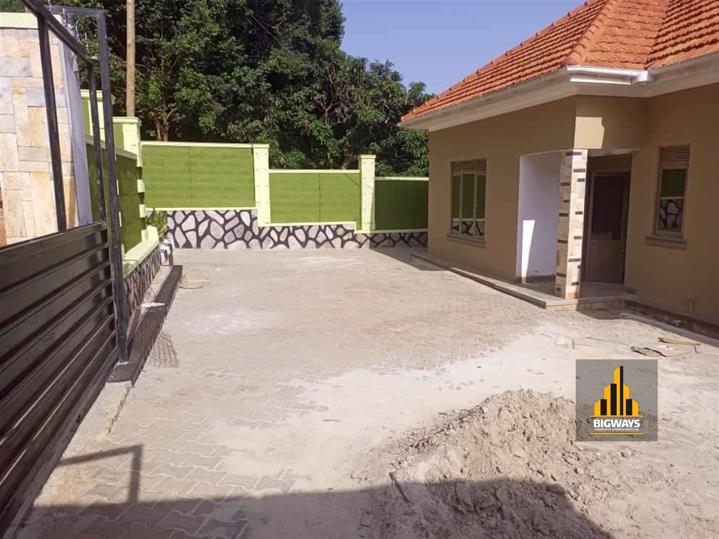 Storeyed house for sale in Namulanda Wakiso