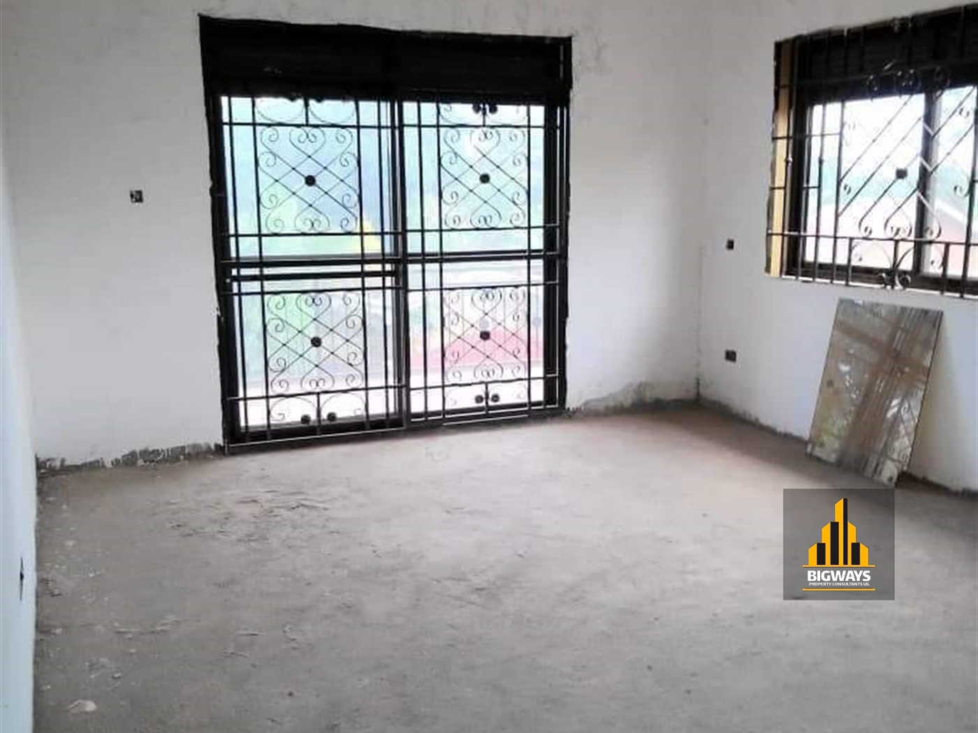 Storeyed house for sale in Nakweelo Wakiso