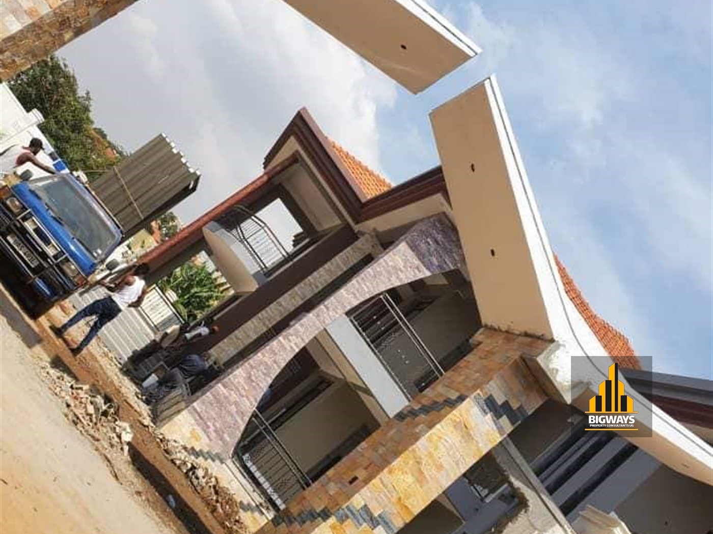 Mansion for sale in Kungu Wakiso