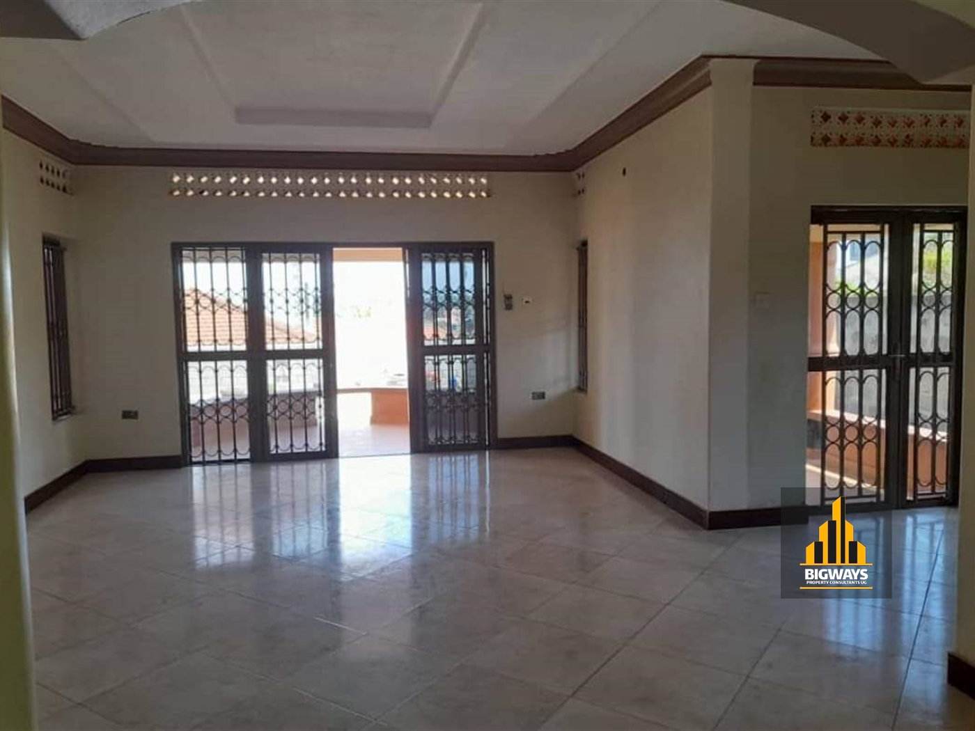 Bungalow for sale in Nakweelo Wakiso