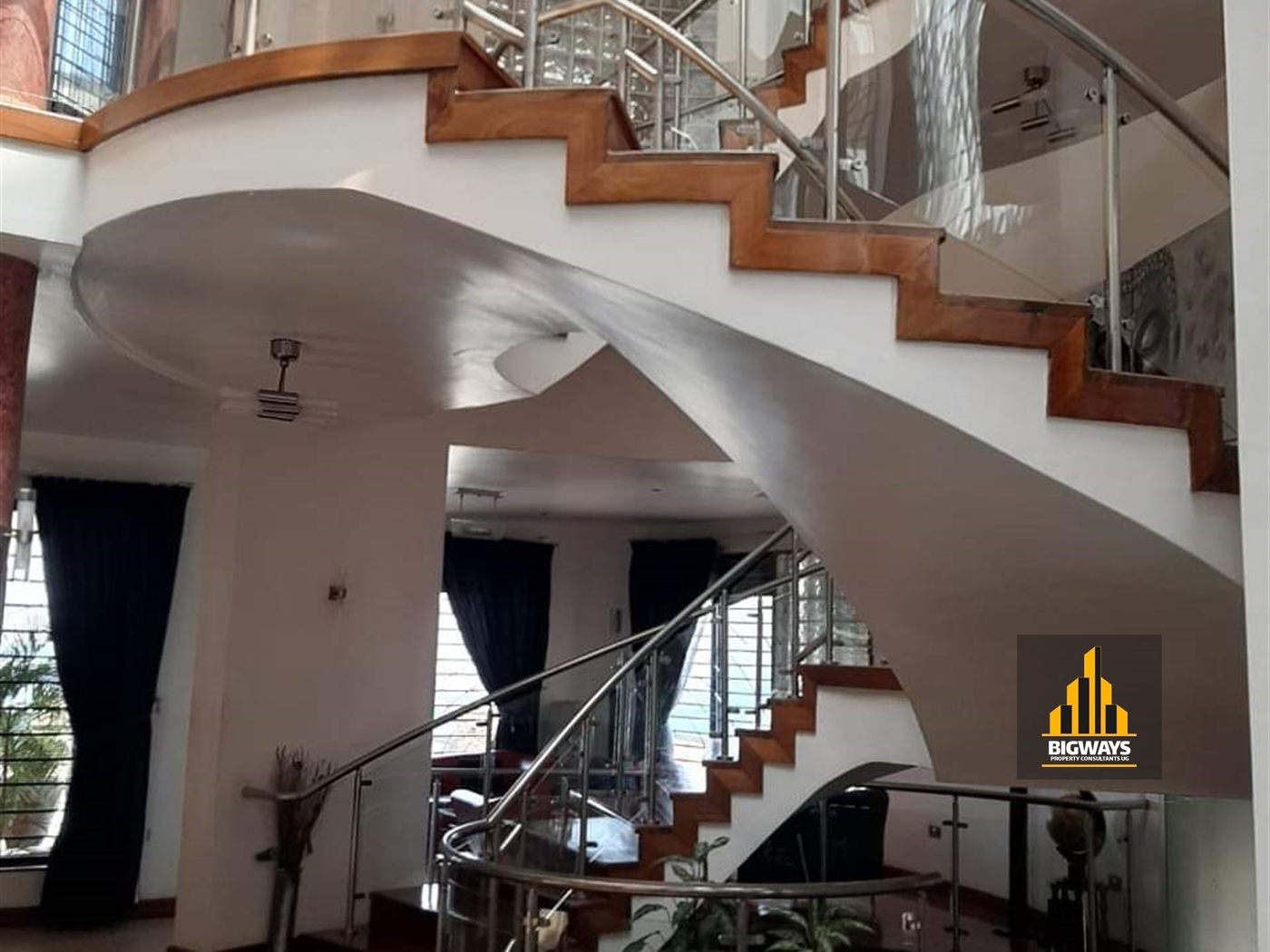 Villa for sale in Naguru Kampala