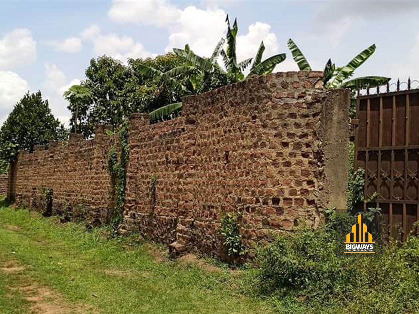 Shell House for sale in Namugongo Wakiso