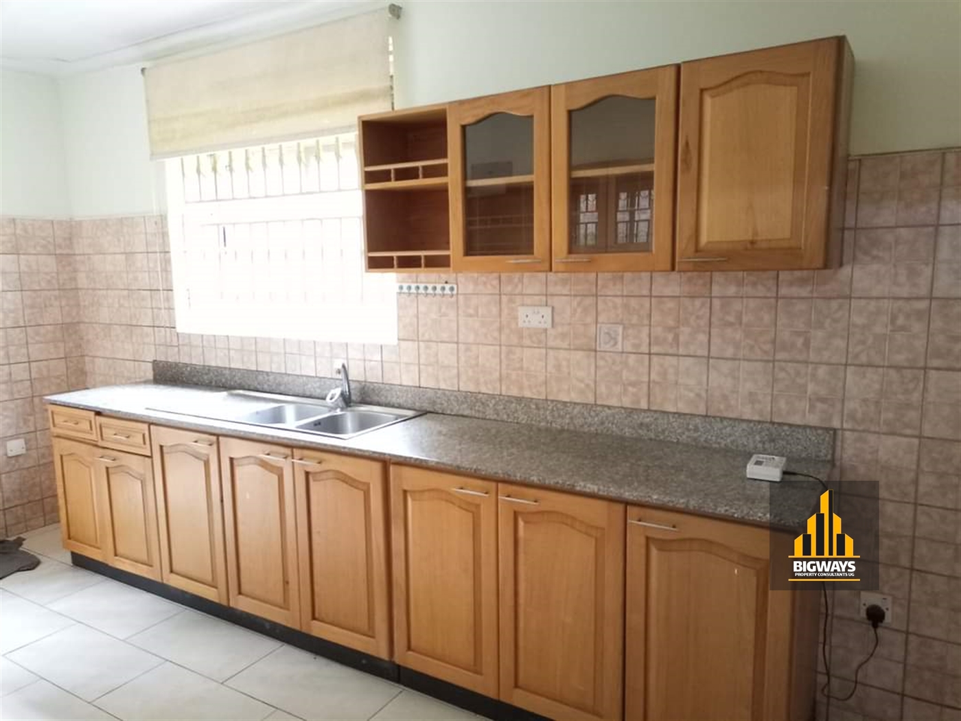 Storeyed house for rent in Naguru Kampala