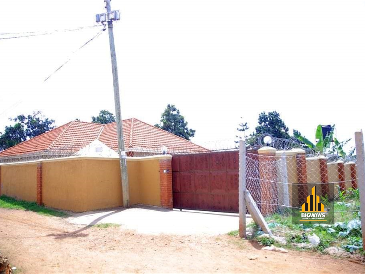 Bungalow for sale in Kulambilo Kampala