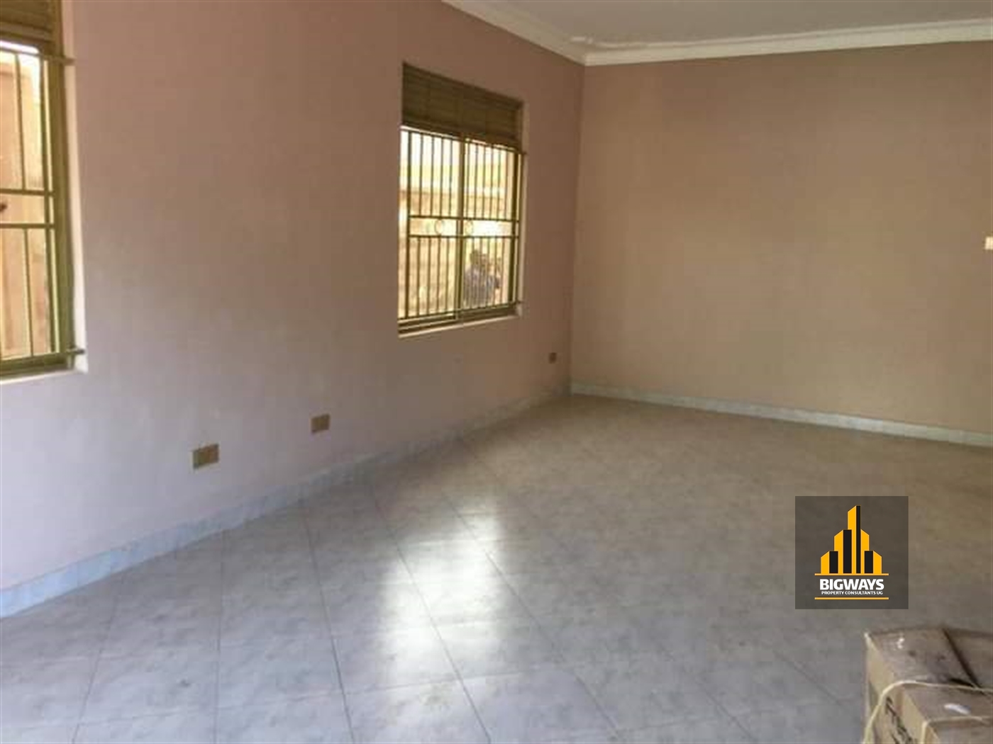 Storeyed house for sale in Munyonyo Kampala