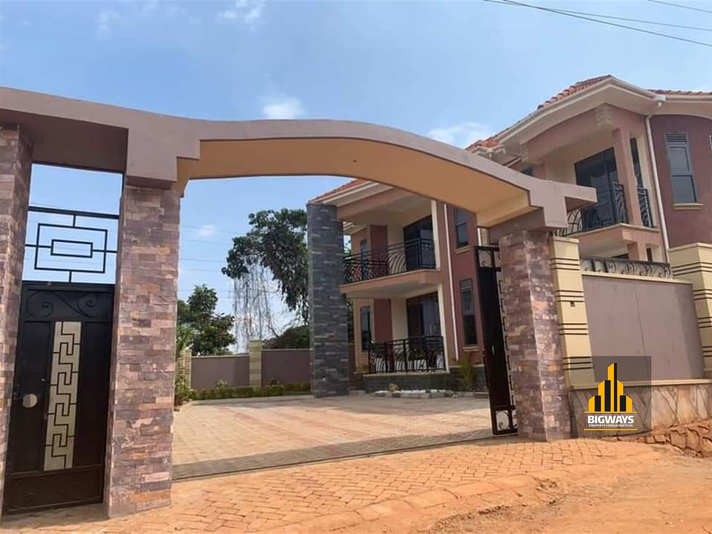 Mansion for sale in Najjera Wakiso