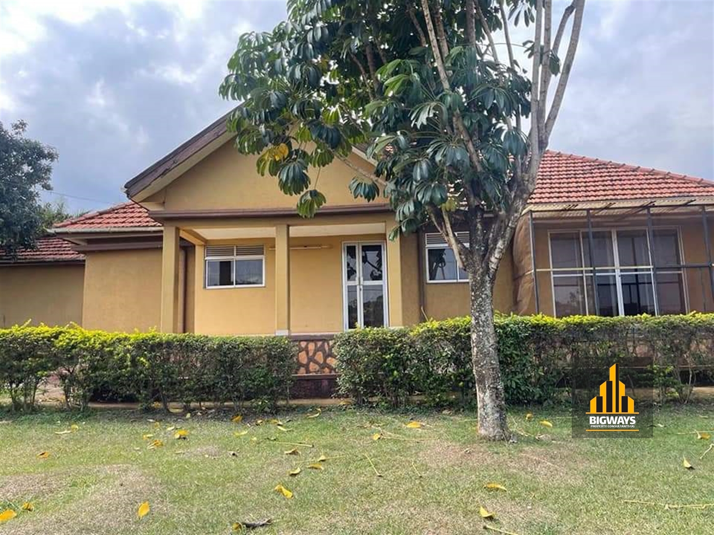 Bungalow for sale in Kisaasi Kampala