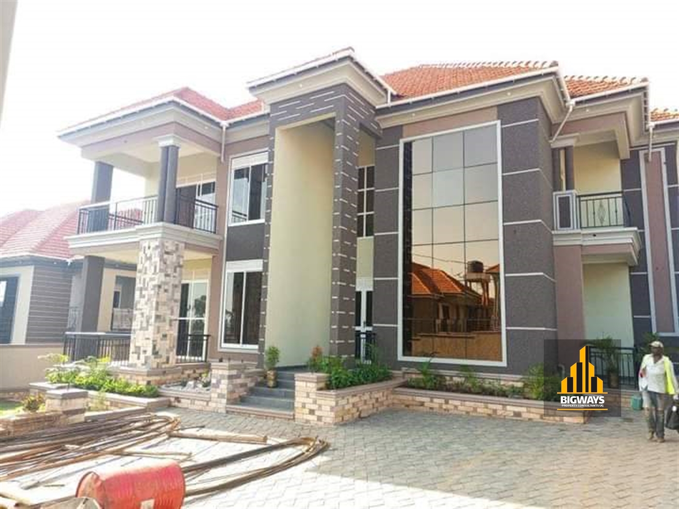 Storeyed house for sale in Kisaasi Kampala