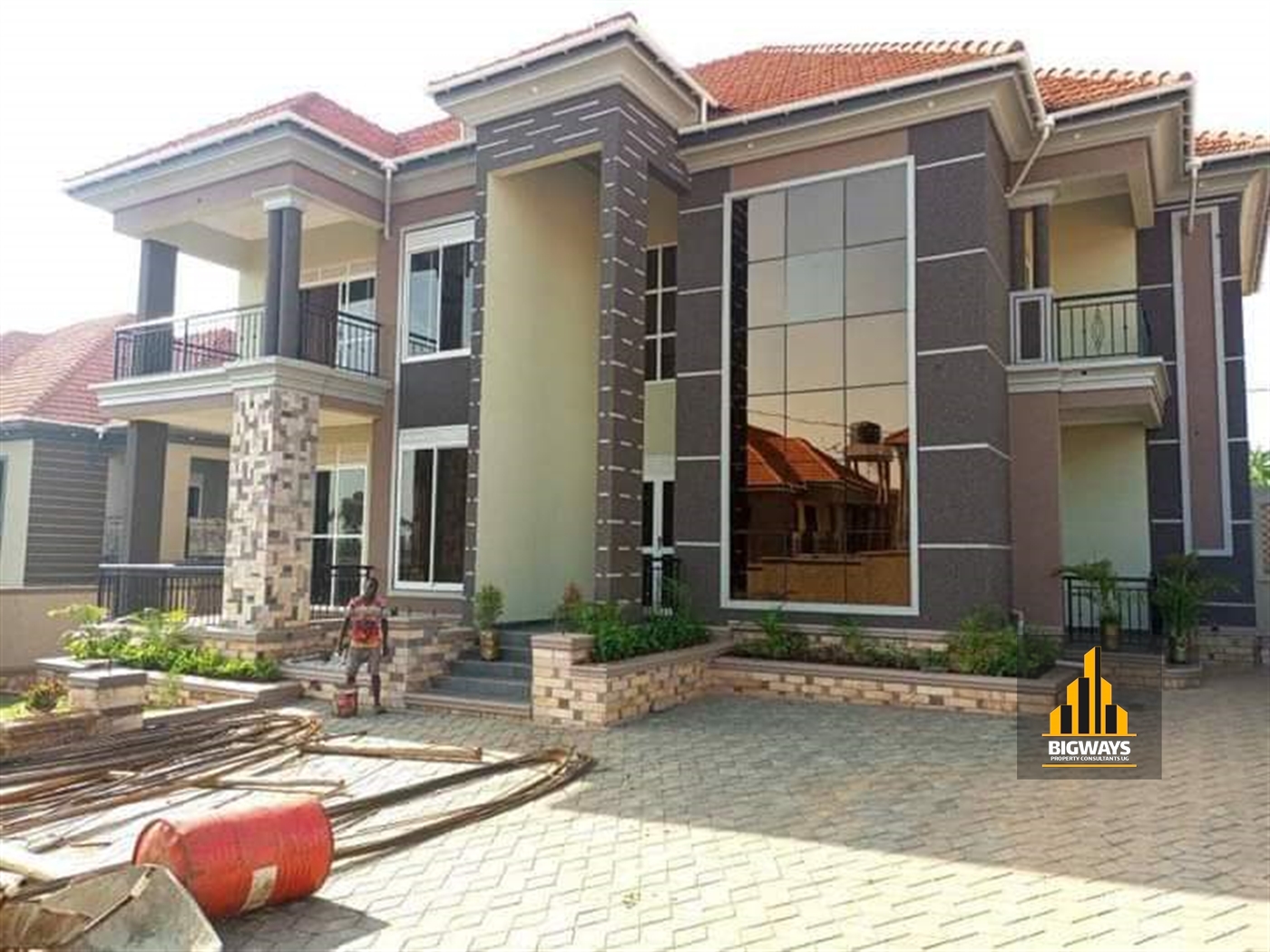 Storeyed house for sale in Kisaasi Kampala