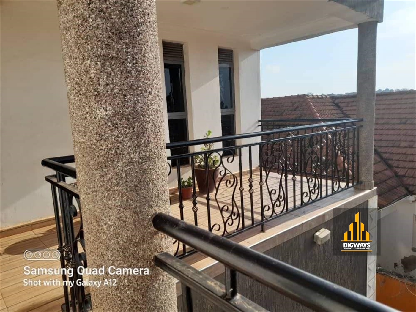 Storeyed house for sale in Manyangwa Wakiso