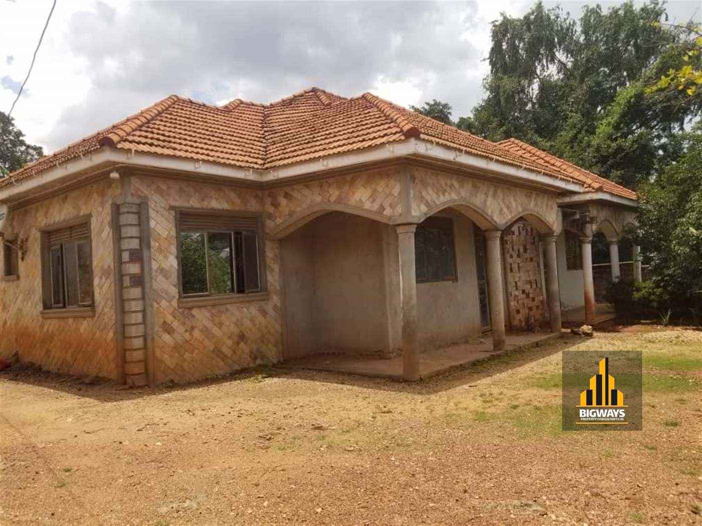 Shell House for sale in Zana Wakiso