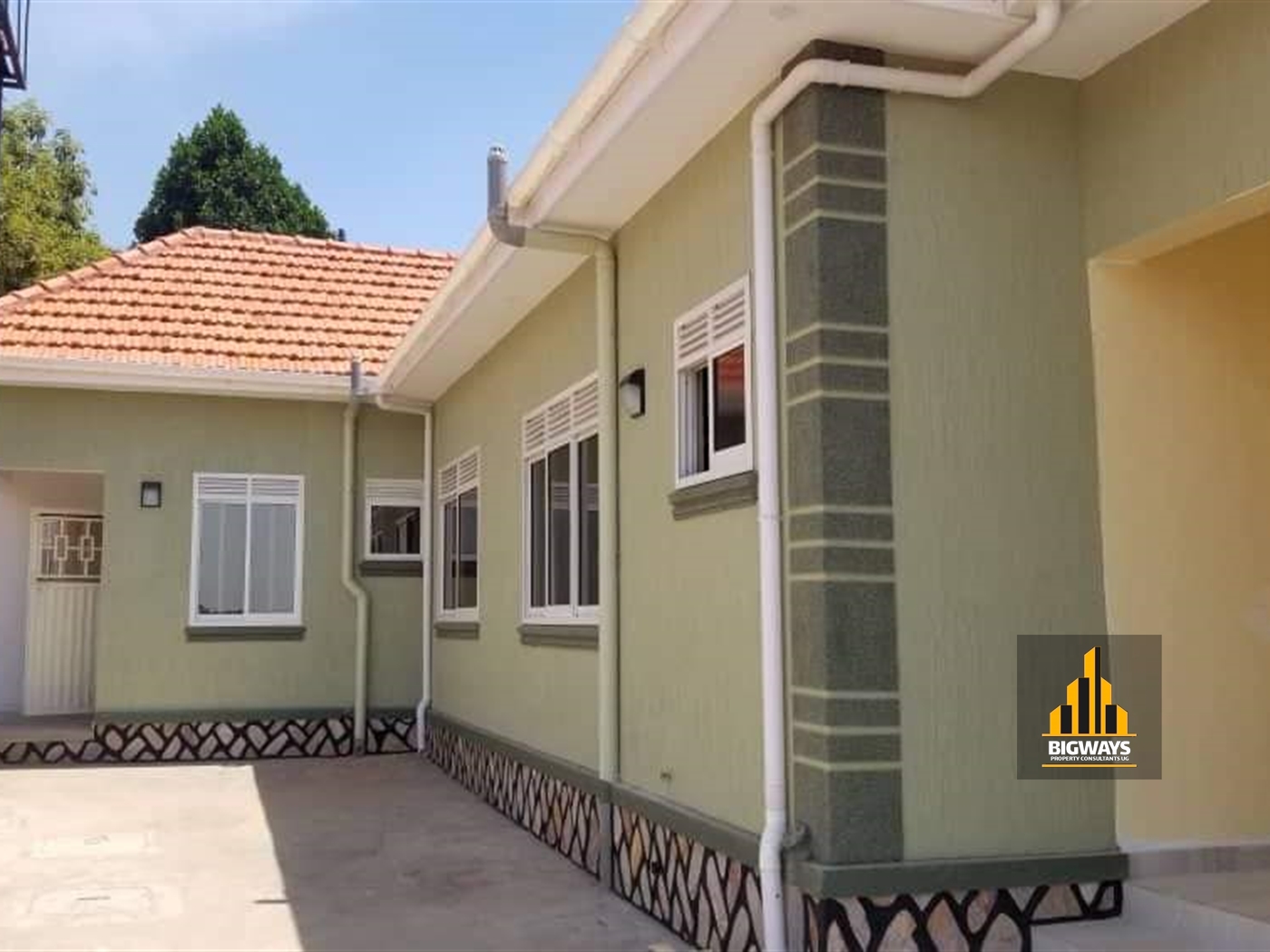 Bungalow for sale in Bwebajja Wakiso