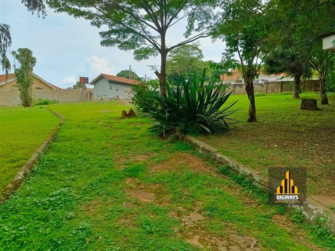 Residential Land for sale in Muyenga Kampala