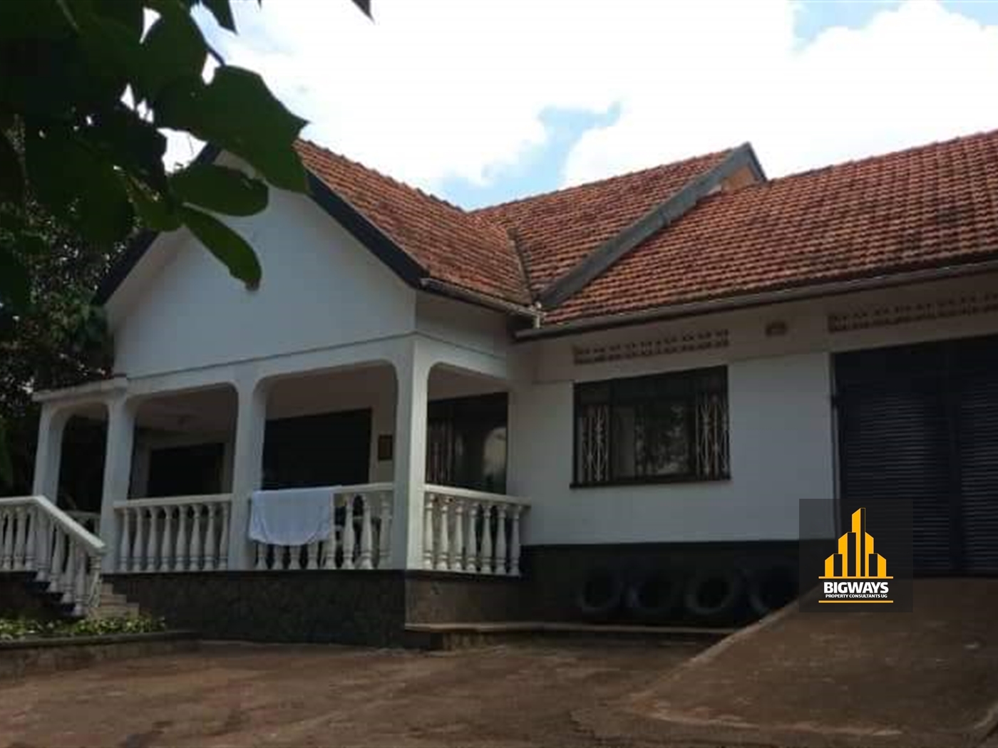 Bungalow for sale in Naguru Kampala