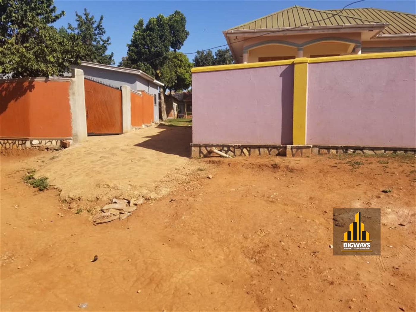 Bungalow for sale in Kawuku Wakiso