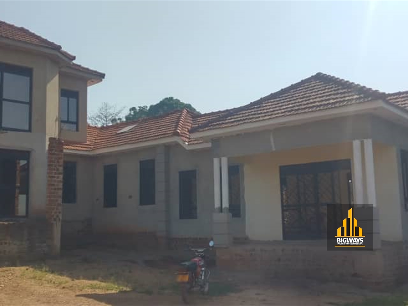 Storeyed house for sale in Namugongo Wakiso