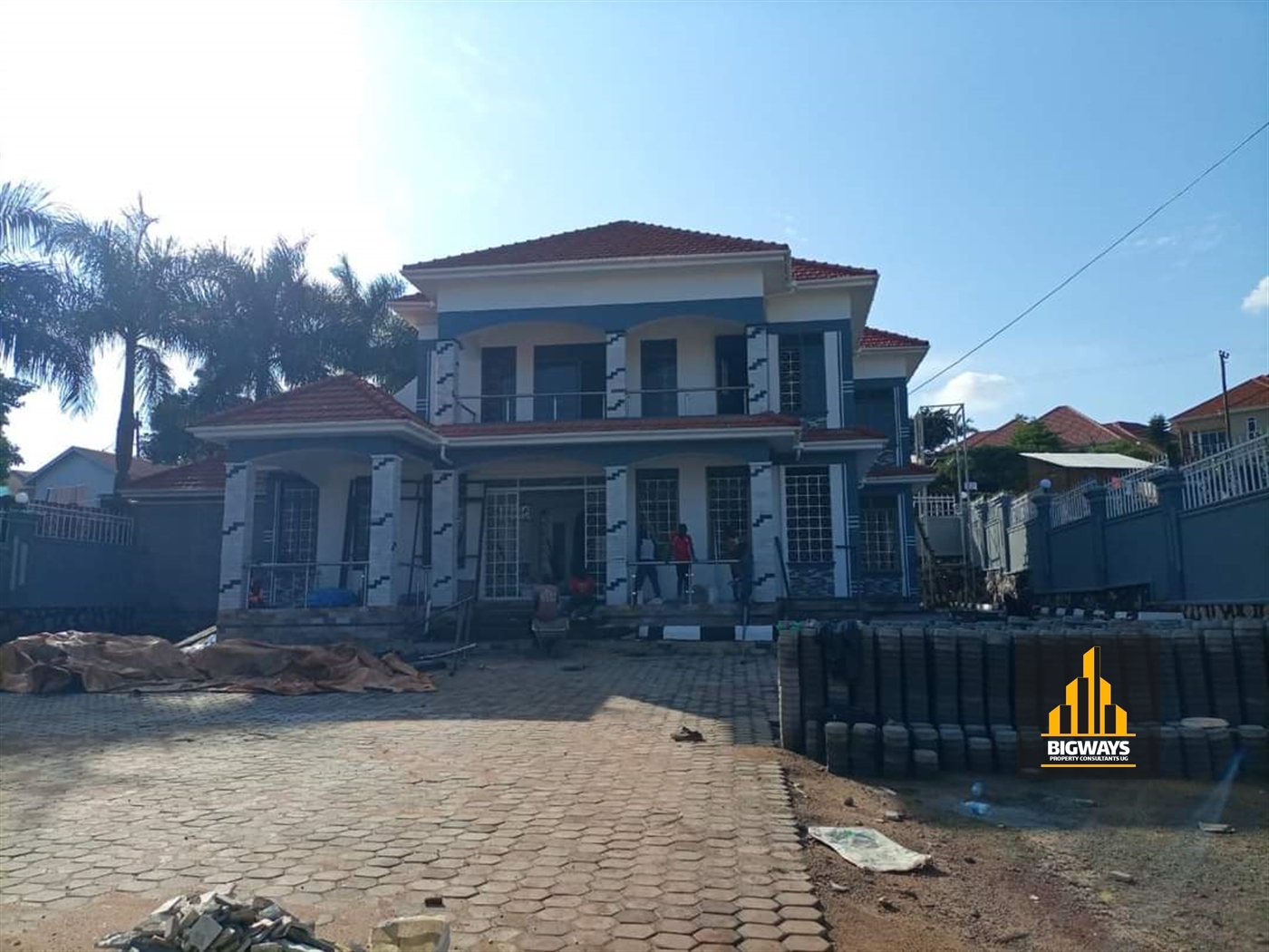 Storeyed house for sale in Kitende Wakiso