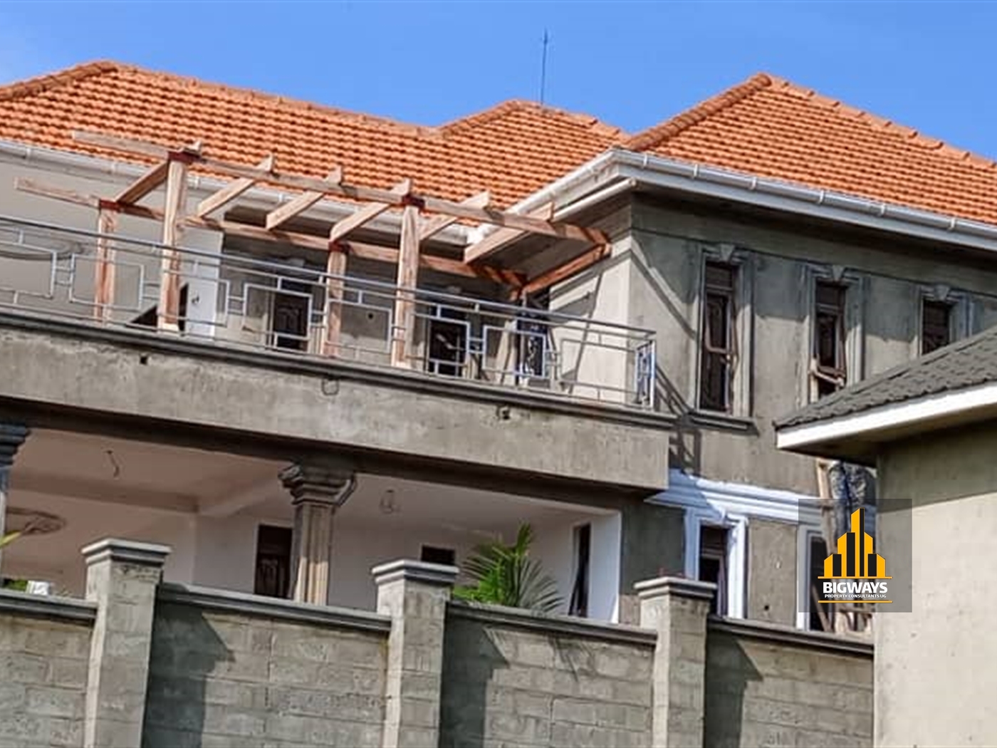 Storeyed house for sale in Kajjansi Wakiso