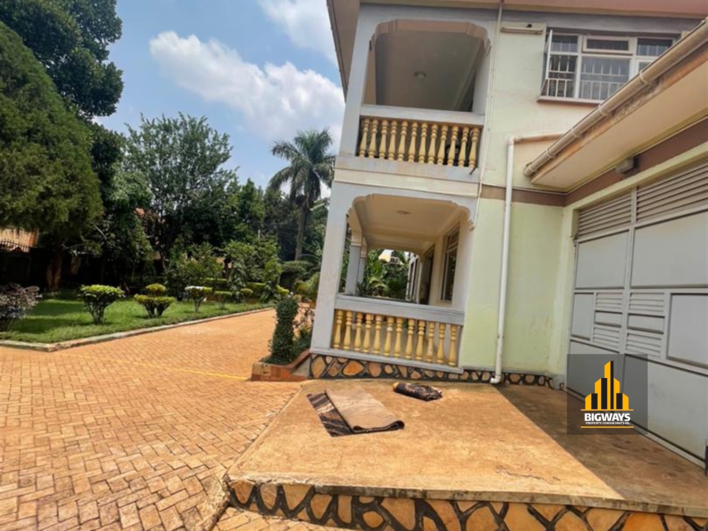 Storeyed house for sale in Ntinda Kampala